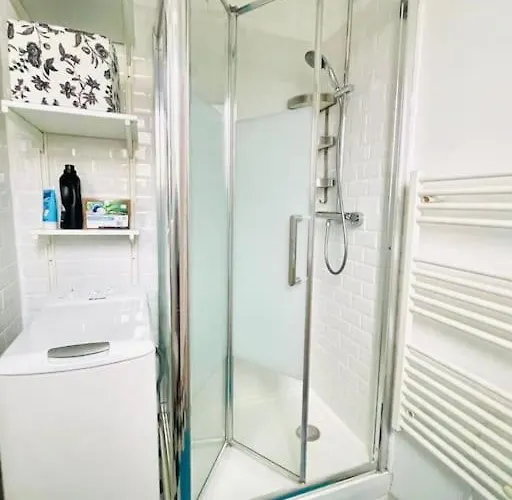 F2 Au Calme Au Coeur De 13 Lejlighed